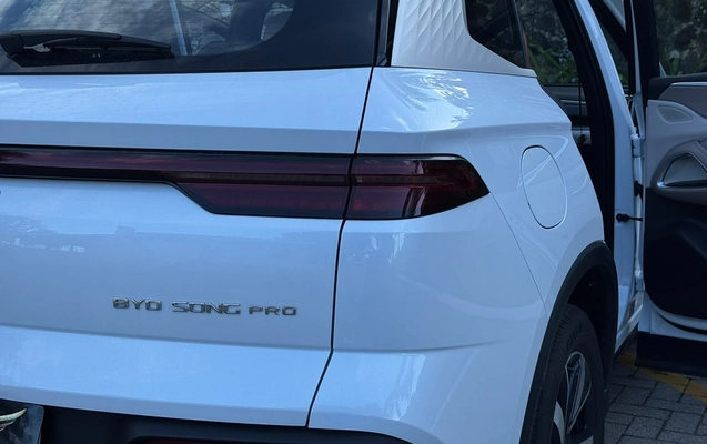 imagem-https://www.socarrao.com.br/sc-vehicle-images-prod/4474379/1793236734218-003_fc38dd97a0c6de7de031b6e9c902fe82.jpg