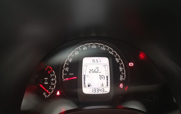 imagem-https://www.socarrao.com.br/sc-vehicle-images-prod/4475167/1793245105285-2_011557.jpg