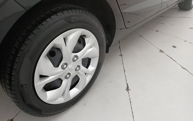 imagem-https://www.socarrao.com.br/sc-vehicle-images-prod/4475999/1793247570537-1_032439.jpg