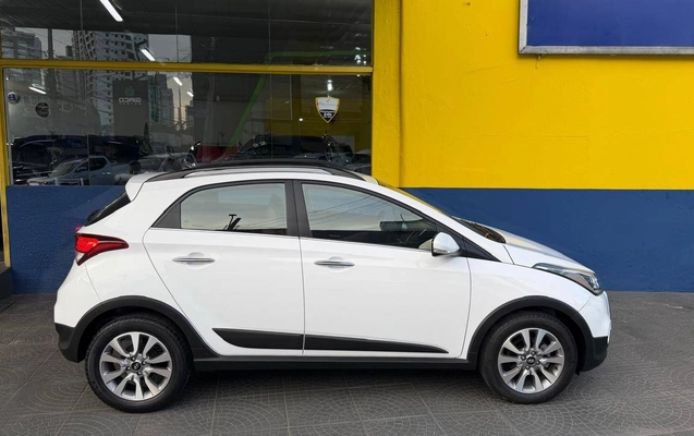 imagem-https://www.socarrao.com.br/sc-vehicle-images-prod/4477743/1793274201404-80931a09d59247d49283fce9ddf7e62f_1793272924004.jpg