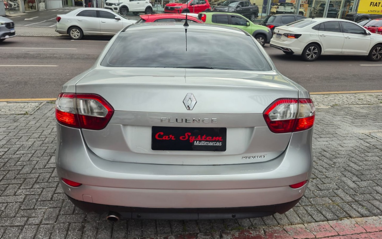 imagem-https://www.socarrao.com.br/sc-vehicle-images-prod/4477757/1793274168273-V2hhdHNBcHAgSW1hZ2UgMjAyNi0xMC0yOSBhdCAwOC4wMy41MSAoMSkuanBlZw.jpeg