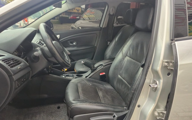 imagem-https://www.socarrao.com.br/sc-vehicle-images-prod/4477757/1793274168537-V2hhdHNBcHAgSW1hZ2UgMjAyNi0xMC0yOSBhdCAwOC4wMy41MiAoMikuanBlZw.jpeg