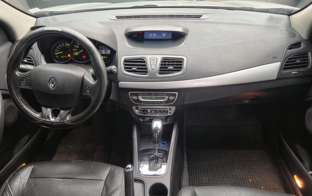 imagem-https://www.socarrao.com.br/sc-vehicle-images-prod/4477757/1793274168586-V2hhdHNBcHAgSW1hZ2UgMjAyNi0xMC0yOSBhdCAwOC4wMy41MyAoMSkuanBlZw.jpeg