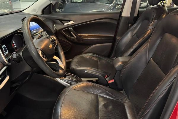 imagem-https://www.socarrao.com.br/sc-vehicle-images-prod/4477788/1793275668095-8616968_8_B_2a67a1d598.jpeg