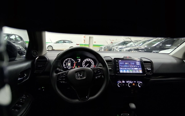 imagem-https://www.socarrao.com.br/sc-vehicle-images-prod/4477904/1793276356384-2_023656.jpg
