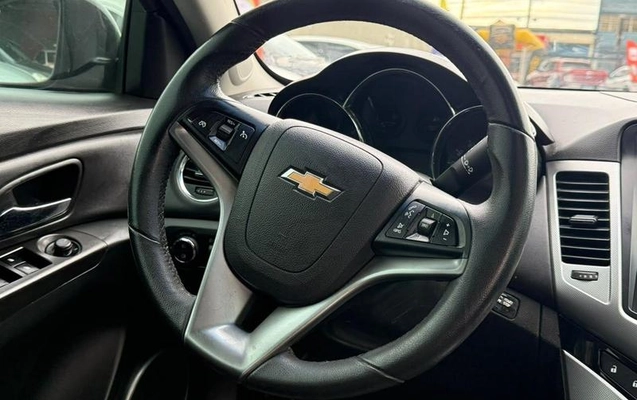 imagem-https://www.socarrao.com.br/sc-vehicle-images-prod/4477924/1793277042770-8568900_0_B_f0ad634ea6.jpeg