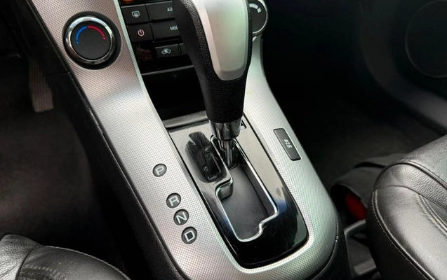 imagem-https://www.socarrao.com.br/sc-vehicle-images-prod/4477924/1793277042772-8568900_9_B_e2fecf1dbe.jpeg