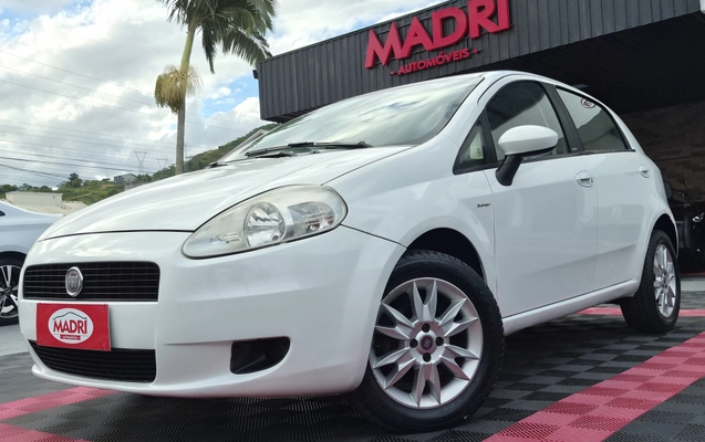 imagem-https://www.socarrao.com.br/sc-vehicle-images-prod/4478093/1793277867379-003_83cd959e0c352904490e956fb14f77a6.jpg