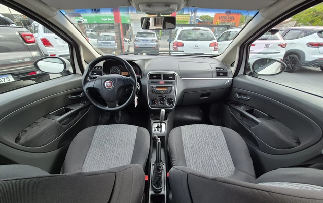 imagem-https://www.socarrao.com.br/sc-vehicle-images-prod/4478093/1793277867405-003_83784a77aabdabd87596185417b81c1b.jpg
