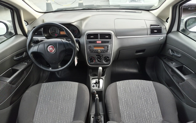 imagem-https://www.socarrao.com.br/sc-vehicle-images-prod/4478093/1793277867406-003_d230b18b0fe5cef3468b0325e288e44a.jpg