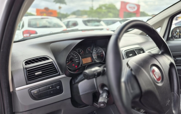 imagem-https://www.socarrao.com.br/sc-vehicle-images-prod/4478093/1793277867414-003_e4c21da217373f37554b1e002e63ff19.jpg