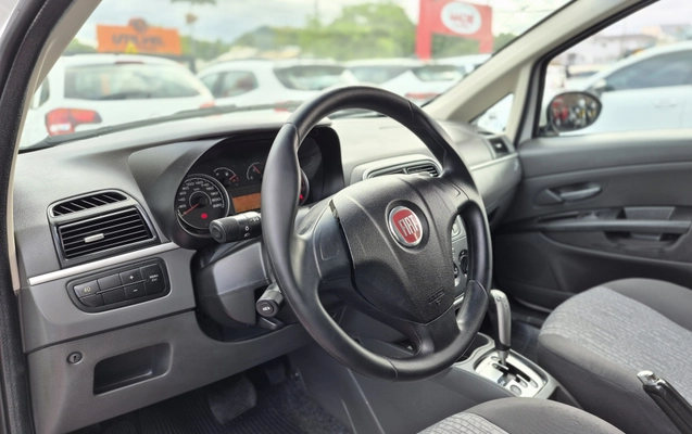 imagem-https://www.socarrao.com.br/sc-vehicle-images-prod/4478093/1793277867416-003_a5d2d31ebf7d521e90a5bec288c264cd.jpg