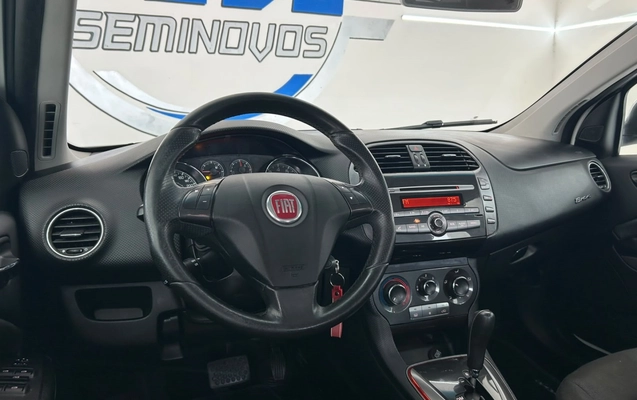imagem-https://www.socarrao.com.br/sc-vehicle-images-prod/4478125/1793278119085-13_115207.jpg