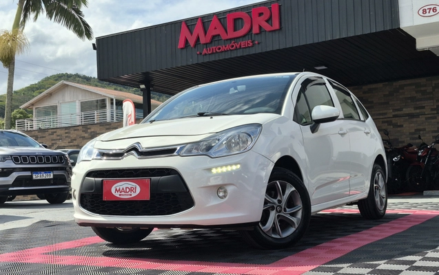 imagem-https://www.socarrao.com.br/sc-vehicle-images-prod/4478138/1793278394744-003_c4ea82ba76c85921d131586bfc7045e7.jpg