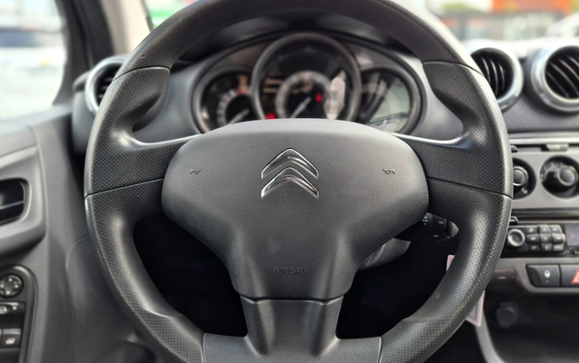 imagem-https://www.socarrao.com.br/sc-vehicle-images-prod/4478138/1793278394768-003_7fb4f6d2a17ee6bce794aab7c6108801.jpg