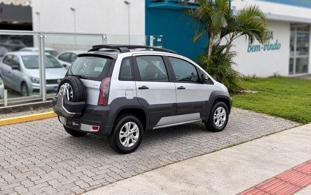 imagem-https://www.socarrao.com.br/sc-vehicle-images-prod/4478201/1793278669976-003_264269267be0c39721b7e7641e9f8131.jpg