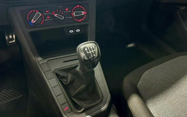 imagem-https://www.socarrao.com.br/sc-vehicle-images-prod/4478234/1793279180319-8600774_2_B_f1eeaf6000.jpeg