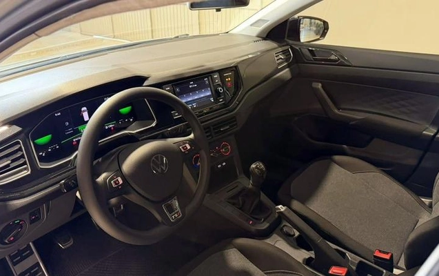 imagem-https://www.socarrao.com.br/sc-vehicle-images-prod/4478234/1793279180323-8600774_23_B_0a934bbc60.jpeg