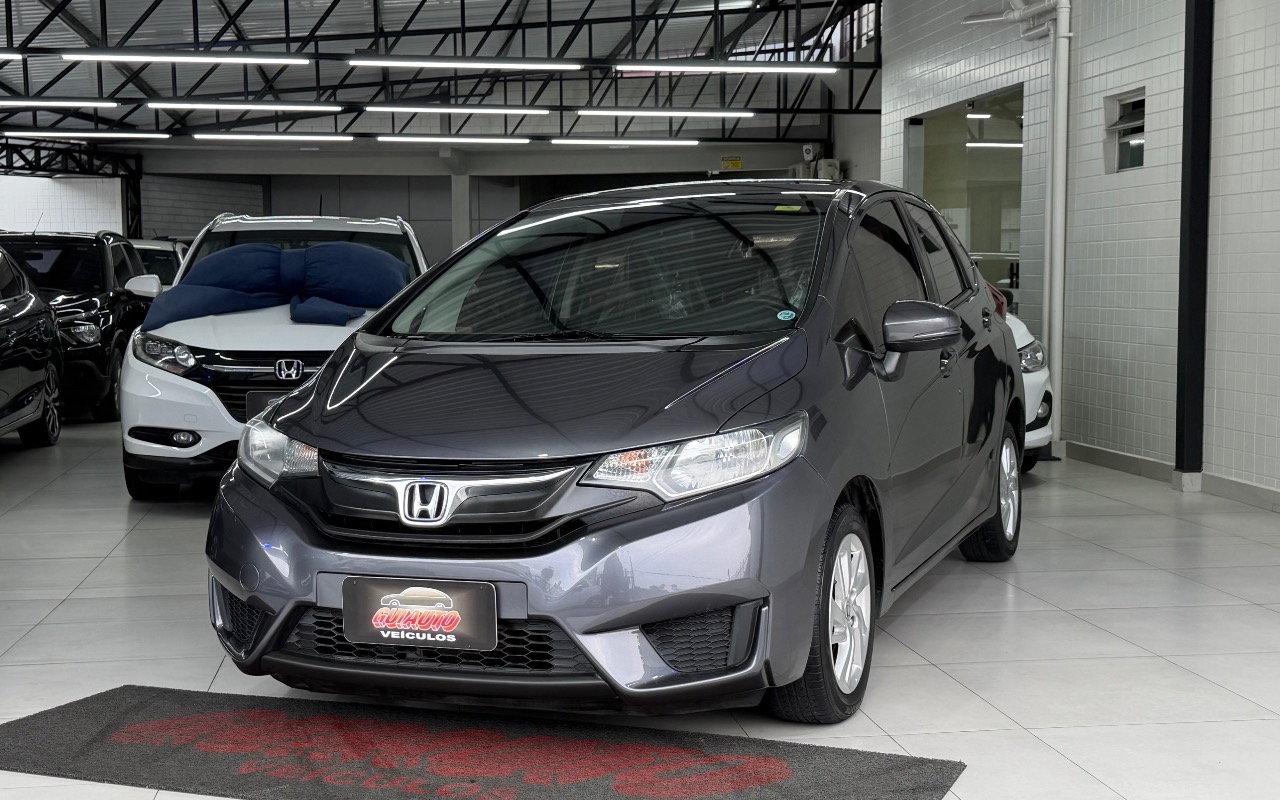 Honda Fit 2015 Cinza — foto 1 de 3