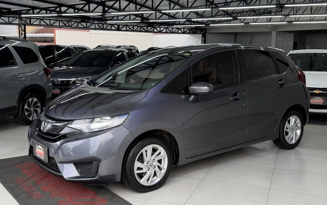 imagem-https://www.socarrao.com.br/sc-vehicle-images-prod/4478298/1793279511811-SU1HXzc3MTEuanBlZw.jpeg