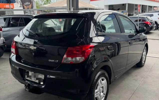 imagem-https://www.socarrao.com.br/sc-vehicle-images-prod/4478306/1793279588681-gb-d8d1cd1.jpeg