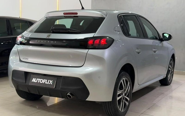 imagem-https://www.socarrao.com.br/sc-vehicle-images-prod/4478389/1793290070209-8617420_7_B_e05f7fdf46.jpeg