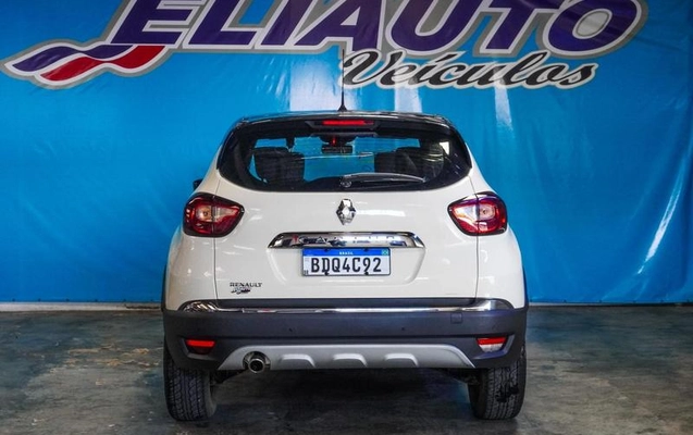 imagem-https://www.socarrao.com.br/sc-vehicle-images-prod/4478561/1793281643451-8589862_11_B_466c7c544d.jpeg
