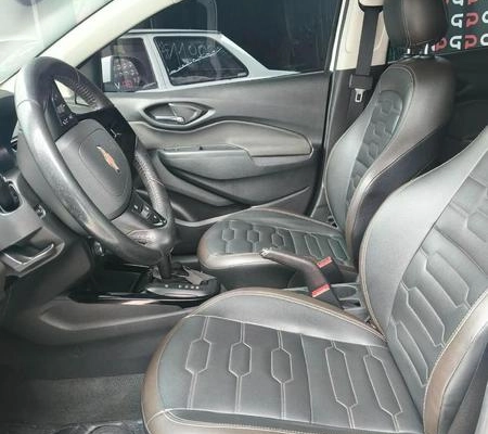 imagem-https://www.socarrao.com.br/sc-vehicle-images-prod/4478636/1793282106983-8617625_3_B_9b18546951.jpeg