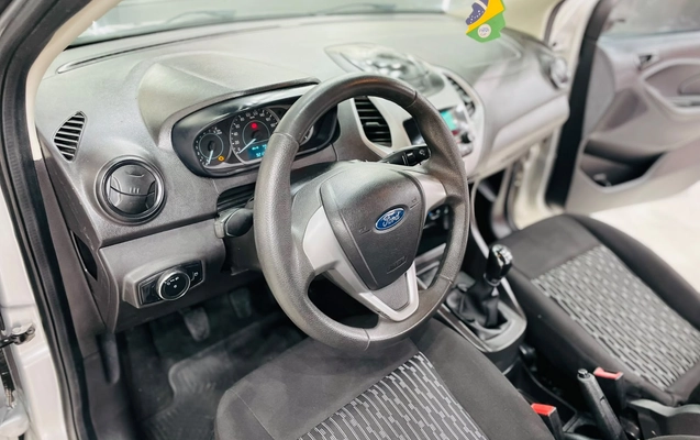 imagem-https://www.socarrao.com.br/sc-vehicle-images-prod/4478684/1793282430483-003_542b63a15ffb1f19da3d1c1f86b34305.jpg
