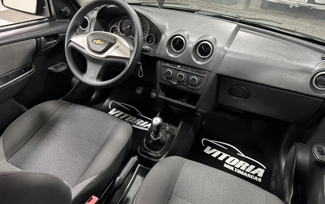 imagem-https://www.socarrao.com.br/sc-vehicle-images-prod/4478693/1793282534930-7d51f8fd2ec94cb3aff29ef9b9a25198_1792242254504.jpg