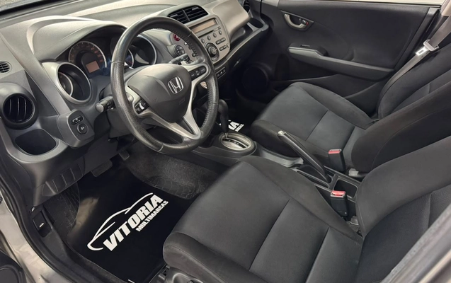 imagem-https://www.socarrao.com.br/sc-vehicle-images-prod/4478694/1793282535976-f828dfbcec584b13b15368a9d0c88ed7_1791998936761.jpg