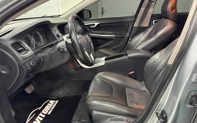imagem-https://www.socarrao.com.br/sc-vehicle-images-prod/4478697/1793282550654-0f57a13febeb4ed2b62003e554e51a4c_1792072881355.jpg