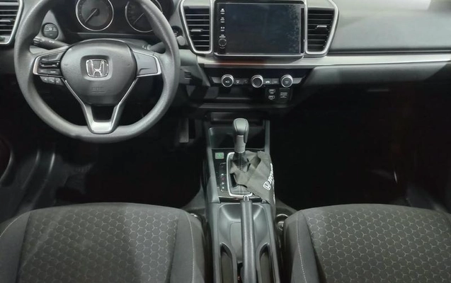 imagem-https://www.socarrao.com.br/sc-vehicle-images-prod/4478703/1793284773273-8617533_8_B_2e6be433d8.jpeg