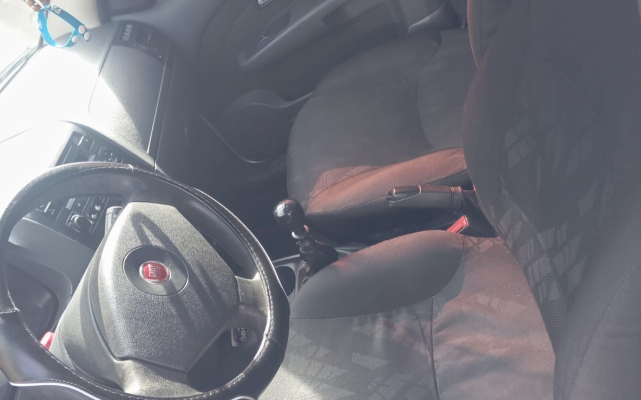 imagem-https://www.socarrao.com.br/sc-vehicle-images-prod/4478830/1793302299404-V2hhdHNBcHAgSW1hZ2UgMjAyNi0xMC0yOSBhdCAwOC4zNi4xMC5qcGVn.jpeg