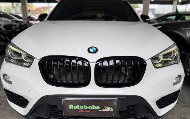 imagem-https://www.socarrao.com.br/sc-vehicle-images-prod/4478837/1793283704284-c8165d60-2f6c-49e6-bc31-b9ce9ac73294.jpg