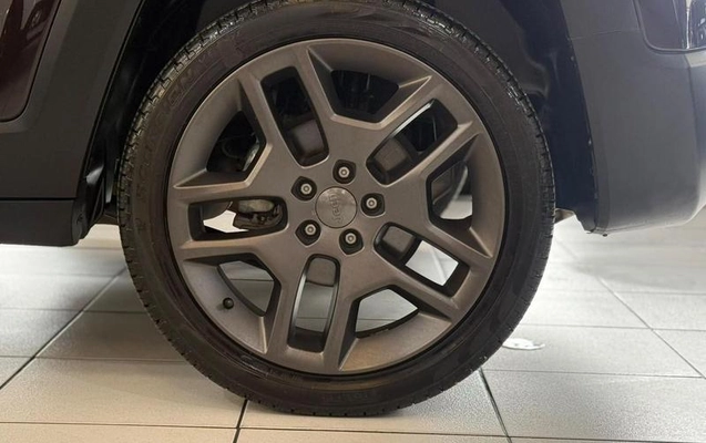 imagem-https://www.socarrao.com.br/sc-vehicle-images-prod/4478888/1793284524108-8605963_13_B_3ab9bc42fd.jpeg