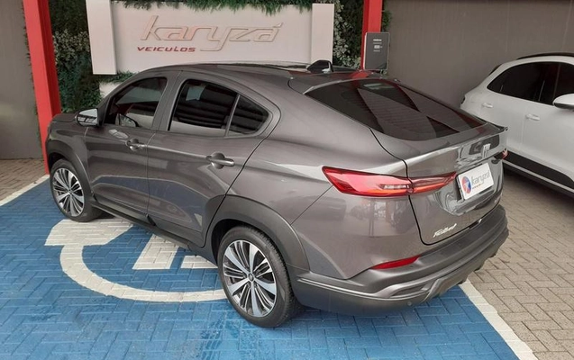 imagem-https://www.socarrao.com.br/sc-vehicle-images-prod/4479032/1793295918740-8617110_5_B_65ea7c9920.jpeg