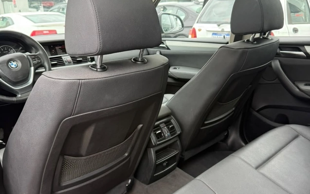 imagem-https://www.socarrao.com.br/sc-vehicle-images-prod/4479066/1793285084608-gb-6bcf2d9.jpeg