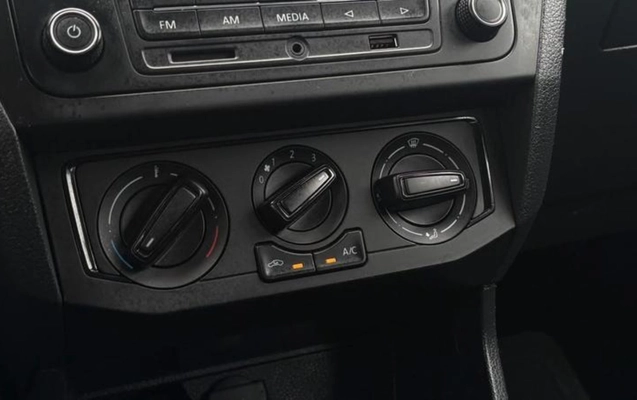 imagem-https://www.socarrao.com.br/sc-vehicle-images-prod/4479190/1793286049823-RkNfMzkzOV84NTYyNjA1XzZfVl9iZGZhNjMzOWVlLmpwZWc.jpeg