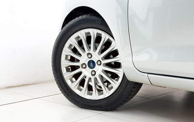 imagem-https://www.socarrao.com.br/sc-vehicle-images-prod/4479324/1793287088987-a4cbfffa55644318bd39e001575b5a4e_1793287074366.jpg