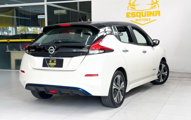 imagem-https://www.socarrao.com.br/sc-vehicle-images-prod/4479382/1793287531288-ca7c29fad6f744e5a6e64e59c9809250_1793287470732.jpg