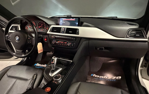 imagem-https://www.socarrao.com.br/sc-vehicle-images-prod/4479909/1793291777692-003_b230a0e15ce20191c2366336fc9bcdba.jpg