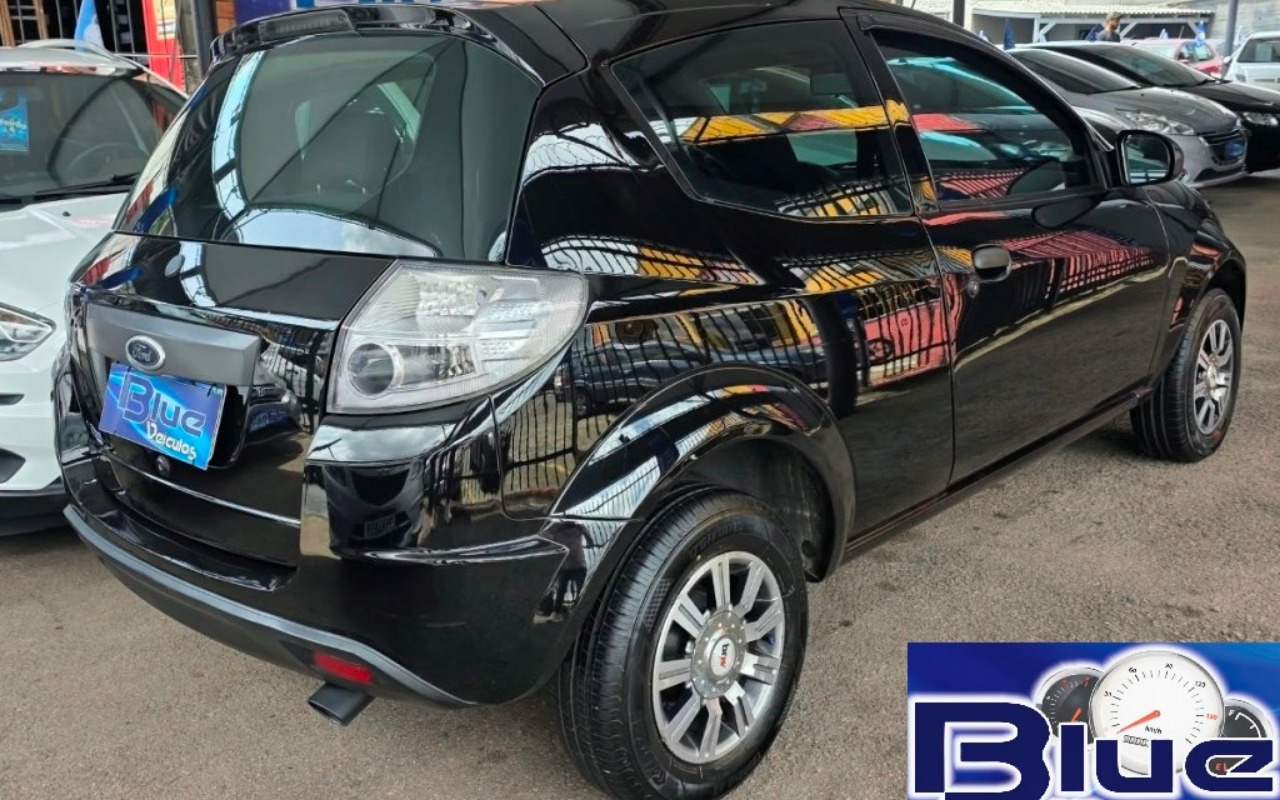 imagem-https://www.socarrao.com.br/sc-vehicle-images-prod/4479992/1793292272096-QUtBMy5qcGVn.jpeg