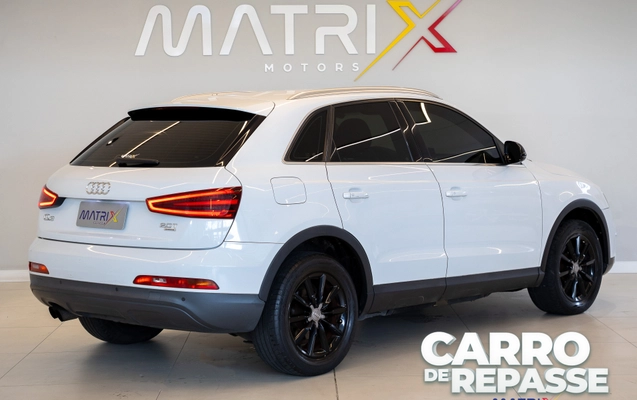 imagem-https://www.socarrao.com.br/sc-vehicle-images-prod/4480011/1793292516897-003_599231-b40df15573b2238ae4f9f66f00d9f9d6.jpg