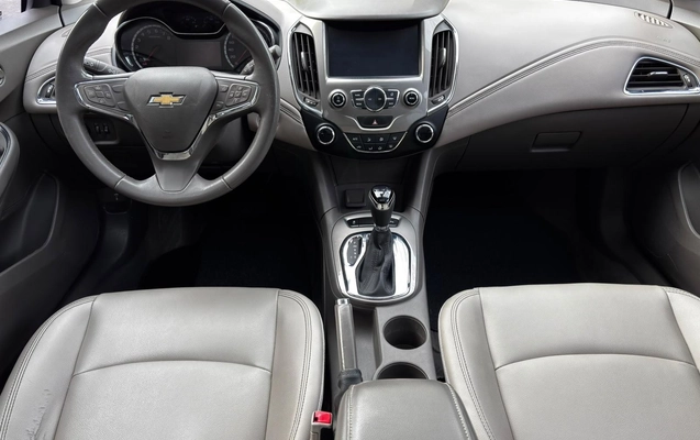 imagem-https://www.socarrao.com.br/sc-vehicle-images-prod/4480015/1793292590976-545d4e81-08fd-df0b-0412-3a2496838415.jpg