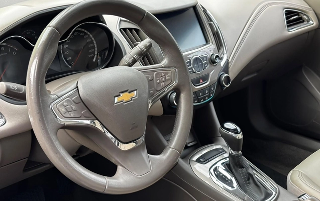 imagem-https://www.socarrao.com.br/sc-vehicle-images-prod/4480015/1793292590977-590bfa4e-a26e-15af-fa5f-3a2496838425.jpg