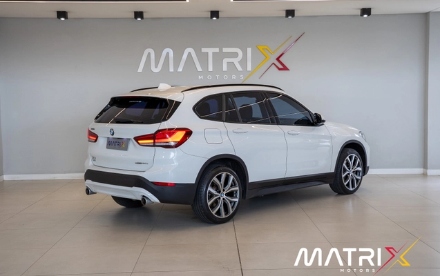 imagem-https://www.socarrao.com.br/sc-vehicle-images-prod/4480366/1793295282861-003_596905-6918d3cca9401364d5f839f3d12021c6.jpg