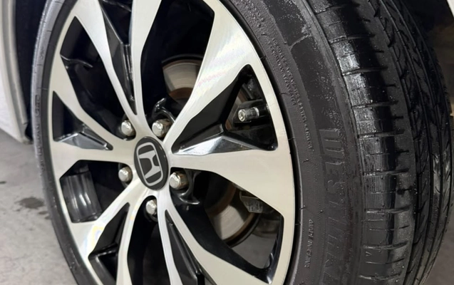 imagem-https://www.socarrao.com.br/sc-vehicle-images-prod/4480462/1793295932165-ZDI3NjU3ZWYtZDU4MC00N2EyLWE3ZmMtMGEyZjc5MDc4N2FlLmpwZw.jpg