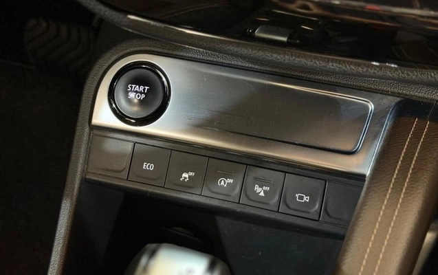 imagem-https://www.socarrao.com.br/sc-vehicle-images-prod/4480480/1793296052980-8615989_16_B_00f00a57d3.jpeg