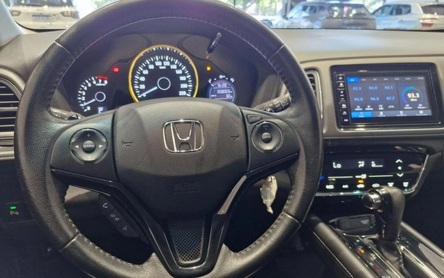 imagem-https://www.socarrao.com.br/sc-vehicle-images-prod/4480560/1793296630525-8446918_6_B_3491123ae6.jpeg